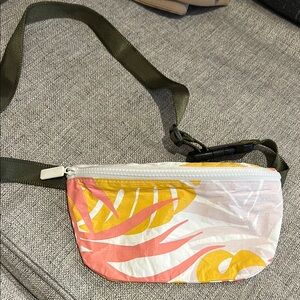 Aloha Colorful Women's Waist Bag